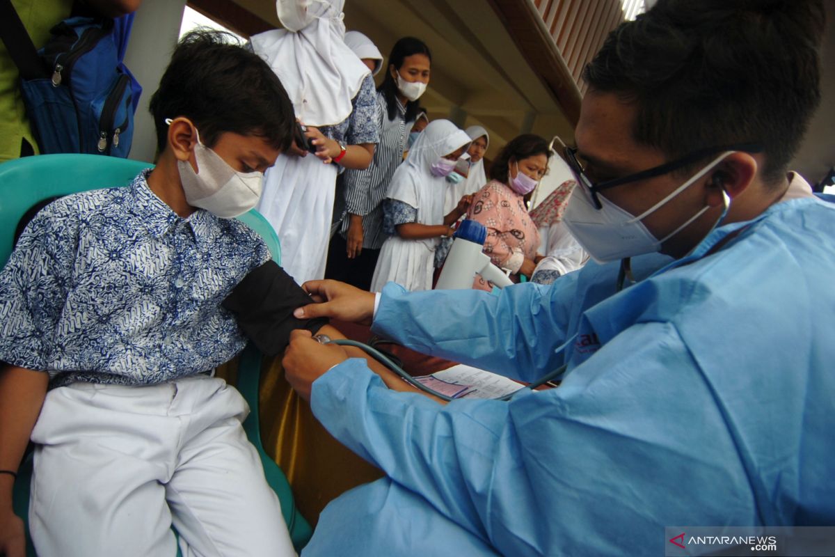 Wagub Taj Yasin kawal percepatan vaksinasi di daerah