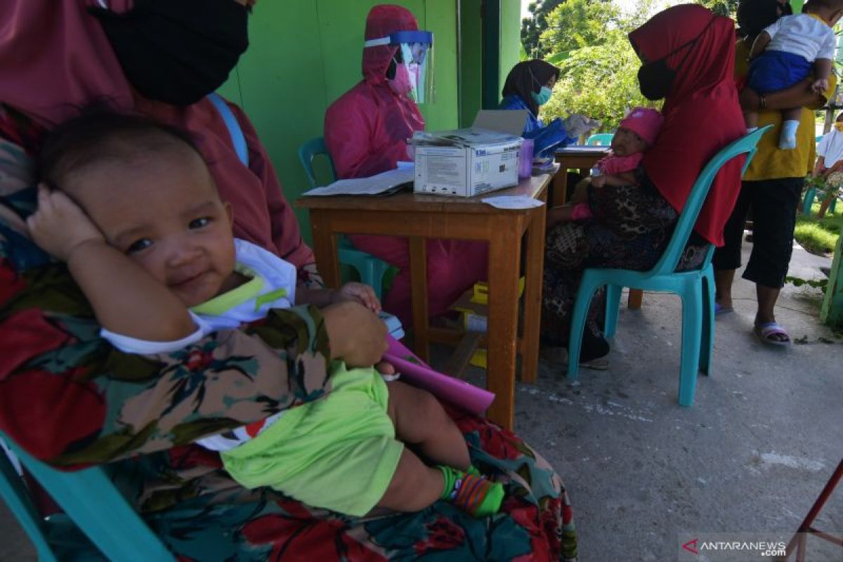 Pemerintah Kota Palu  bagikan vitamin dan obat cacing untuk atasi masalah gizi anak