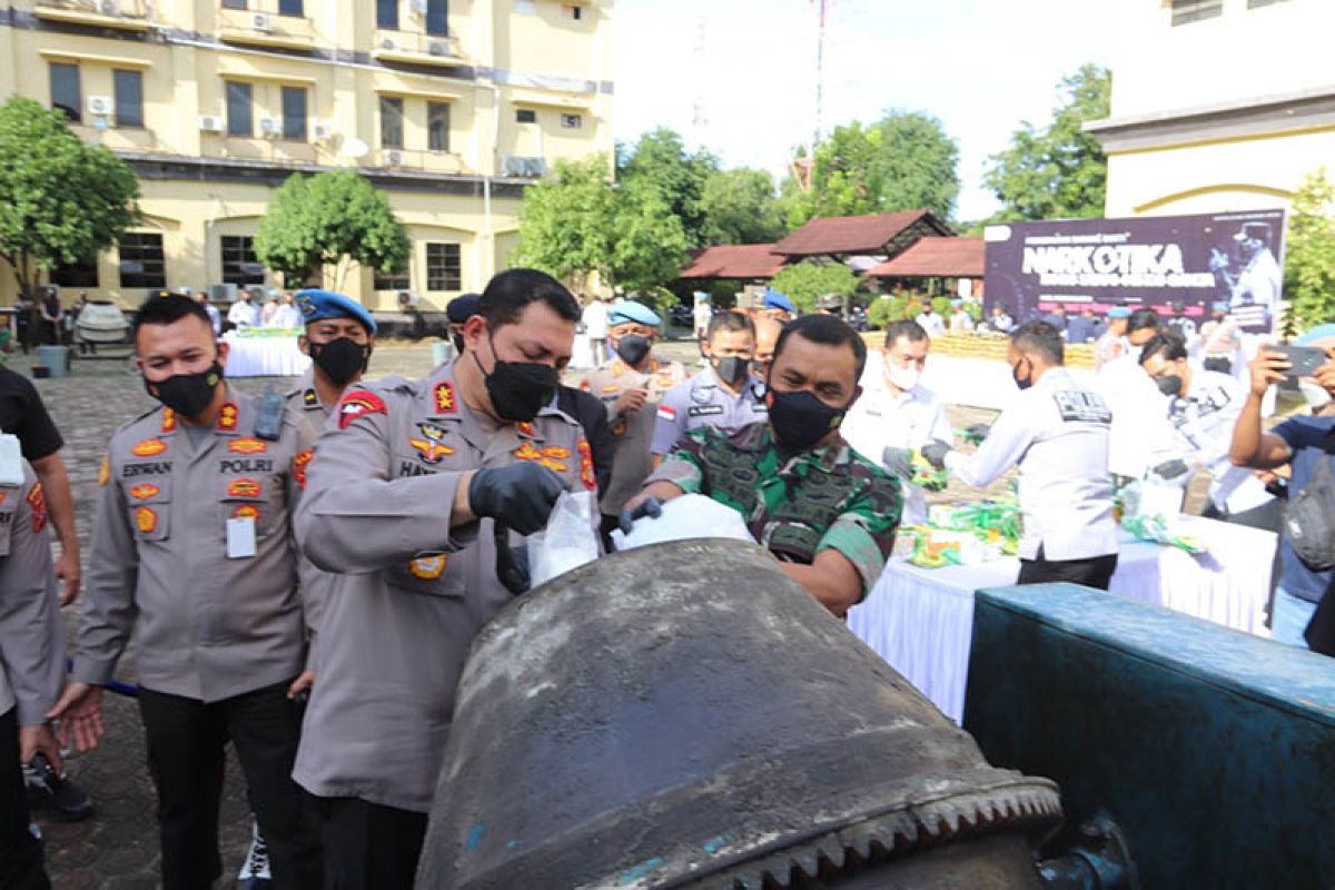 Polda Aceh musnahkan 100 kilogram sabu-sabu