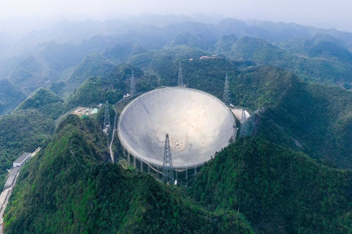 Teleskop FAST China deteksi lebih dari 500 pulsar baru