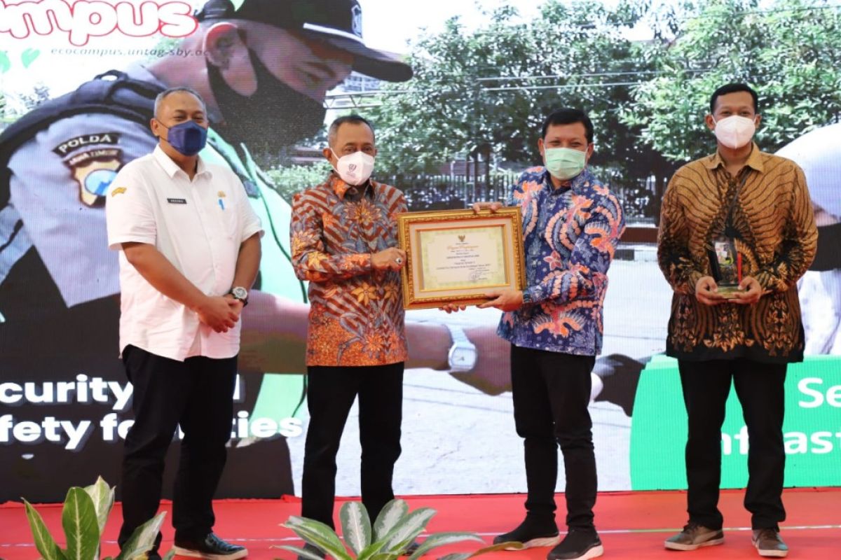 Untag Surabaya raih terbaik 3 Lomba Eco Campus