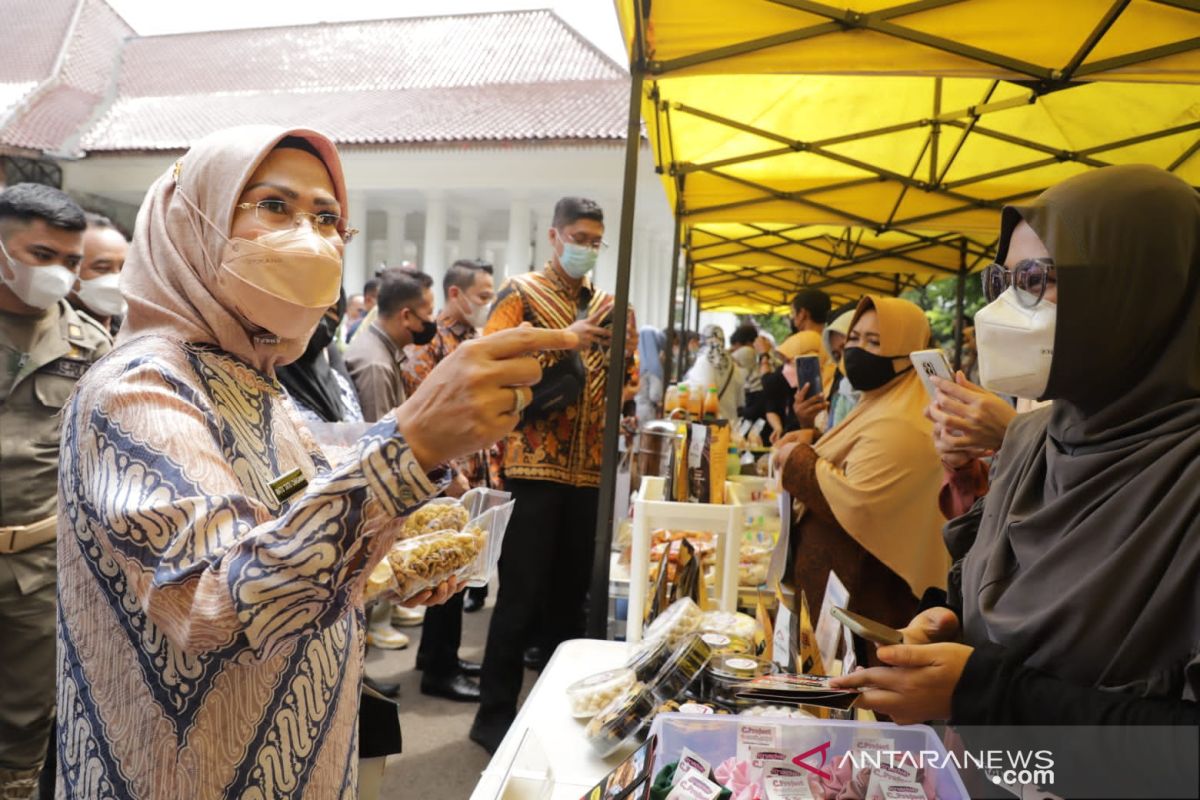 Realisasikan 'UMKM Bisa', Bupati Serang Resmikan Teras Pendopo