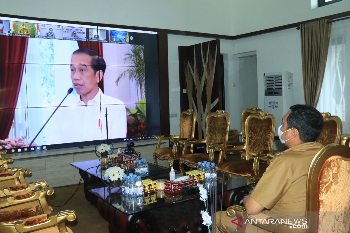 Wali Kota dengarkan pengarahan Presiden Jokowi