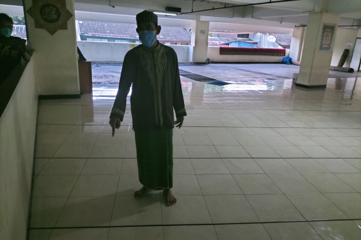 Saksi jelaskan detik-detik pencurian uang di masjid RS Harapan Kita