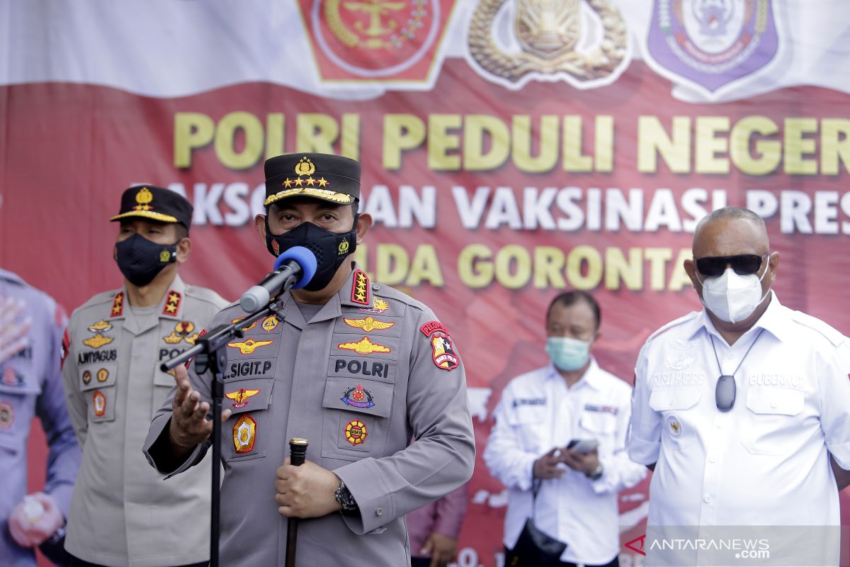 Polri gelar vaksinasi COVID-19 massal di 34 provinsi