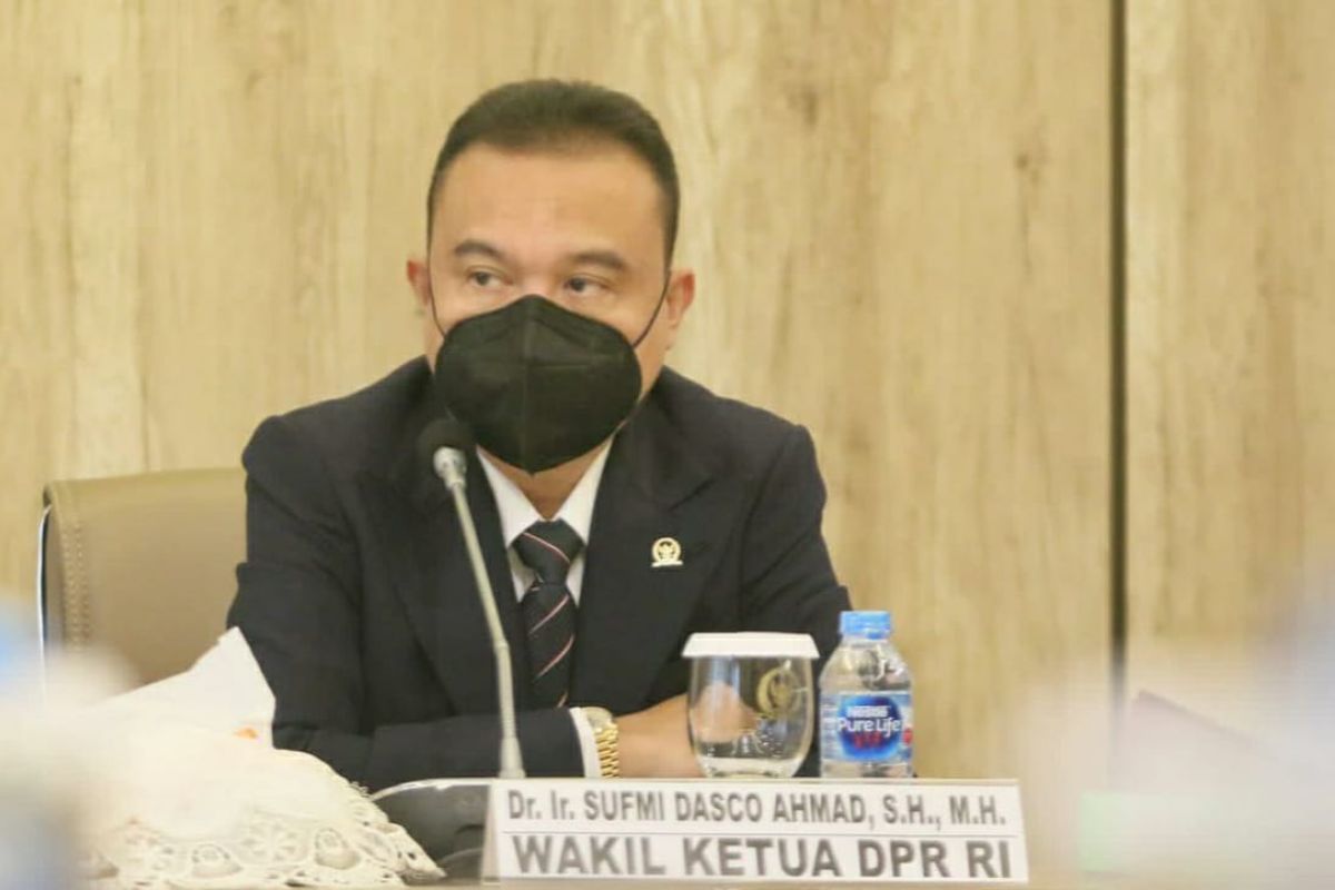 Sufmi Dasco raih penghargaan pimpinan DPR terpopuler