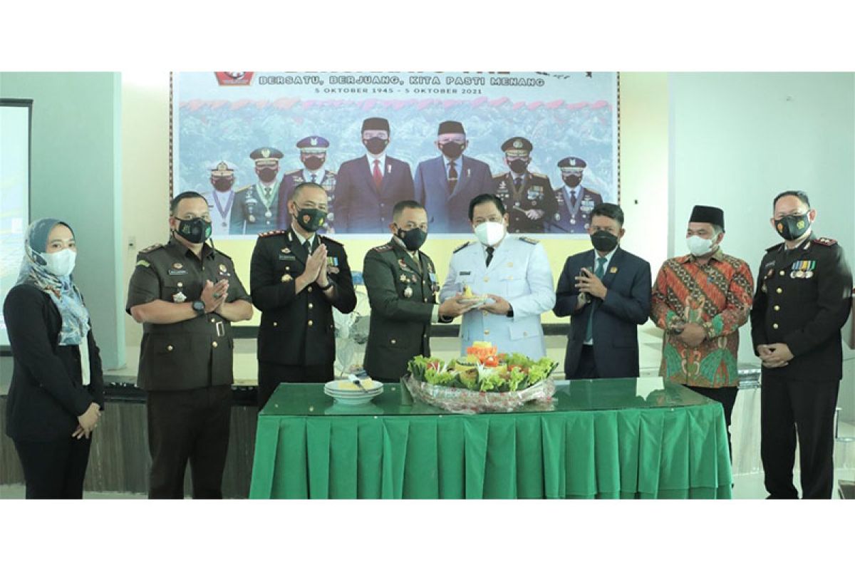 Bupati Dairi hadiri HUT Ke-76 TNI