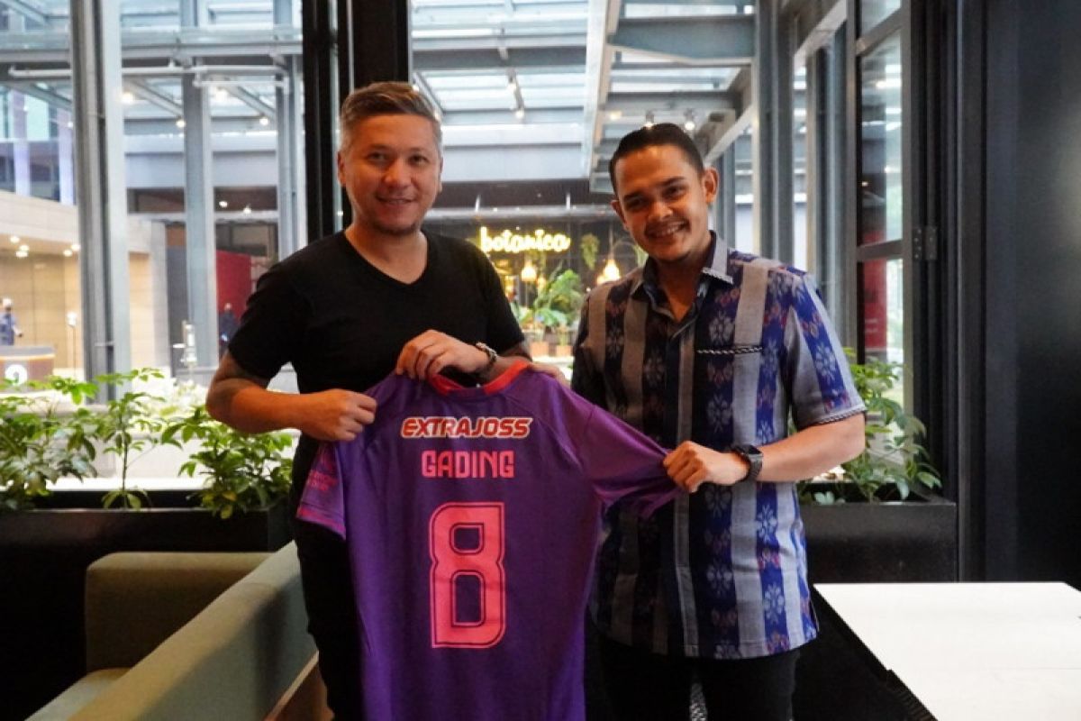 Persik Kediri rangkul Gading Marten jadi Vice President Marketing