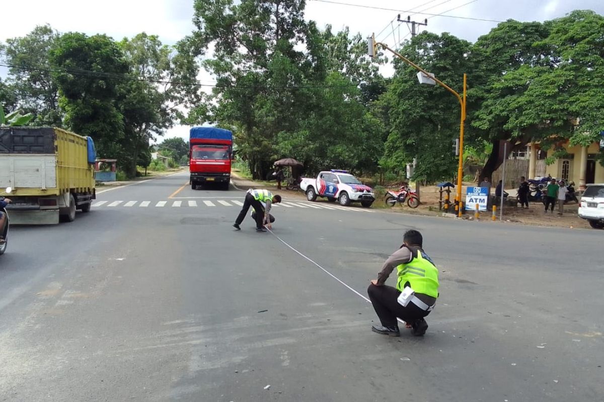 Mobil ditumpangi Sekda Lampung Timur alami kecelakaan