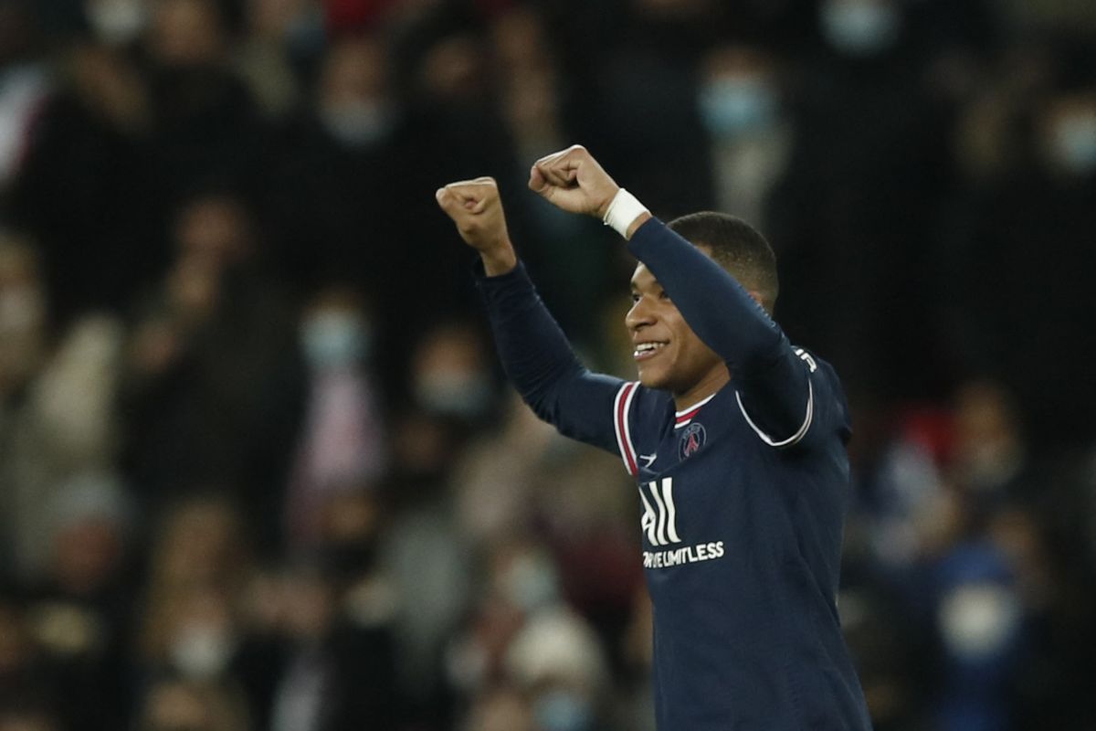 Kylian Mbappe dan rumah mode Dior kolaborasi