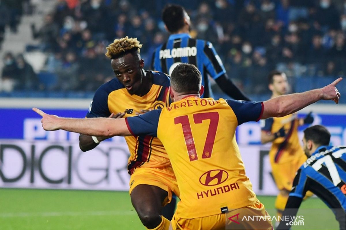 Roma gulung Atalanta 4-1, Abraham sumbang 2 gol