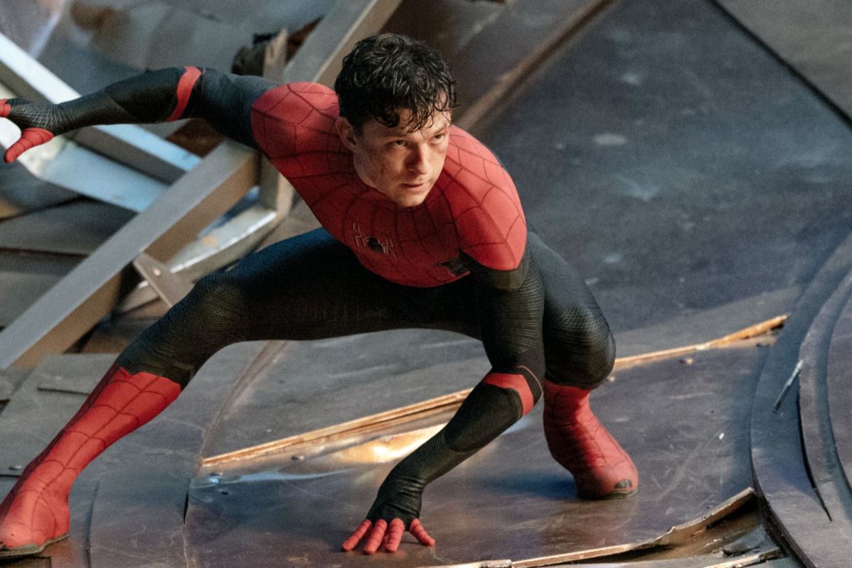 "Spider-Man: No Way Home" film pertama era pandemi raih 1 miliar dolar