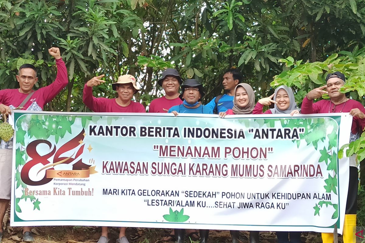 Perum LKBN Antara Biro Kaltim  dan (GMSS) - SKM  tanam pohon