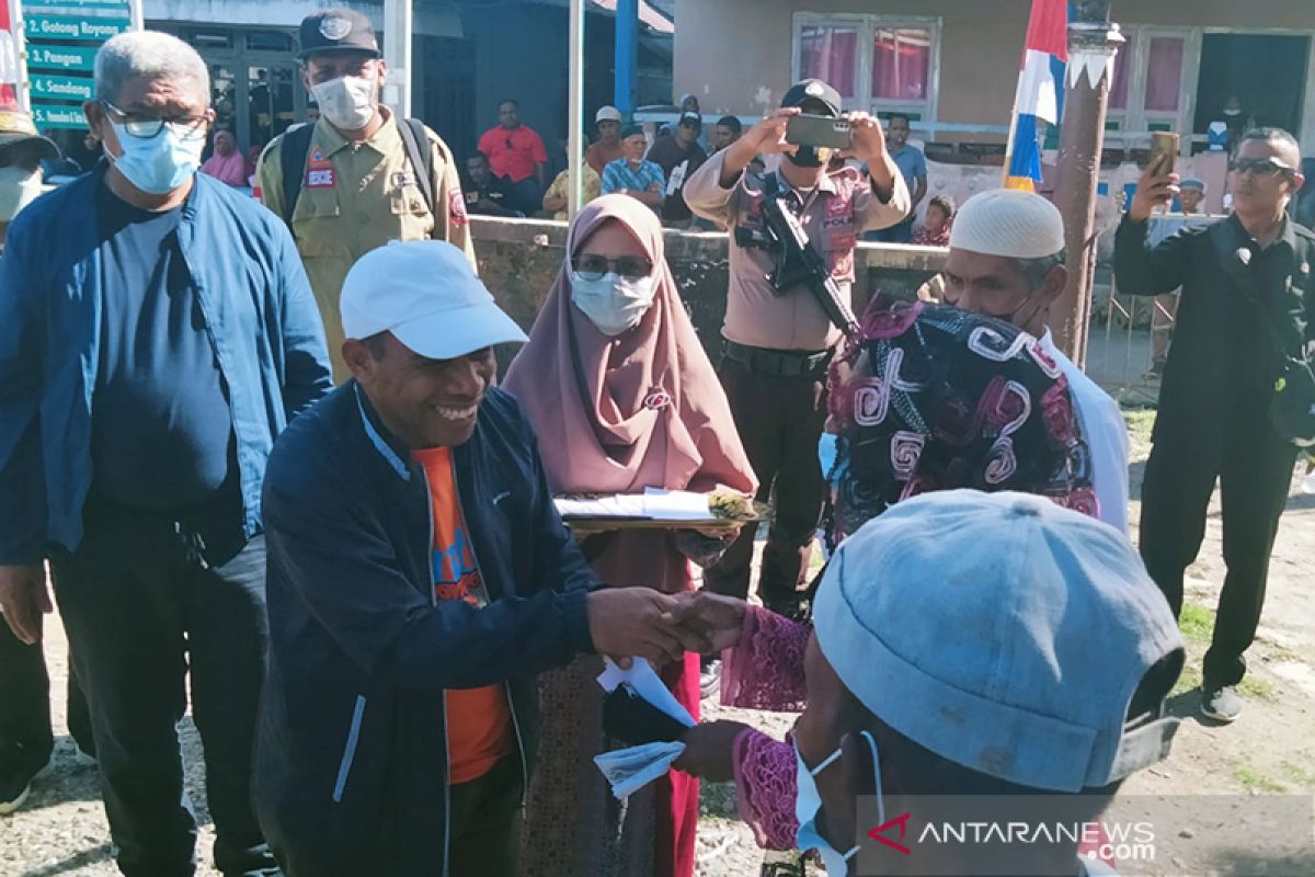 Ketua Komisi I DPRD Maluku Minta Warga Kei Besar Utara Timur Dukung Pembangunan