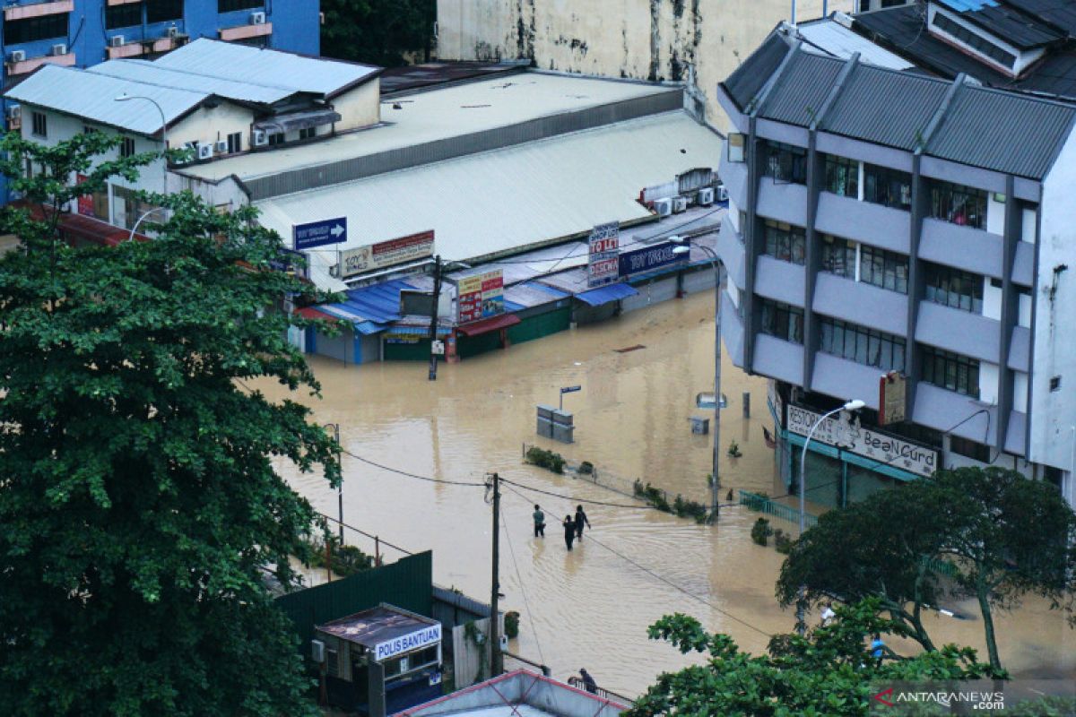 32.044 warga Selangor mengungsi karena banjir