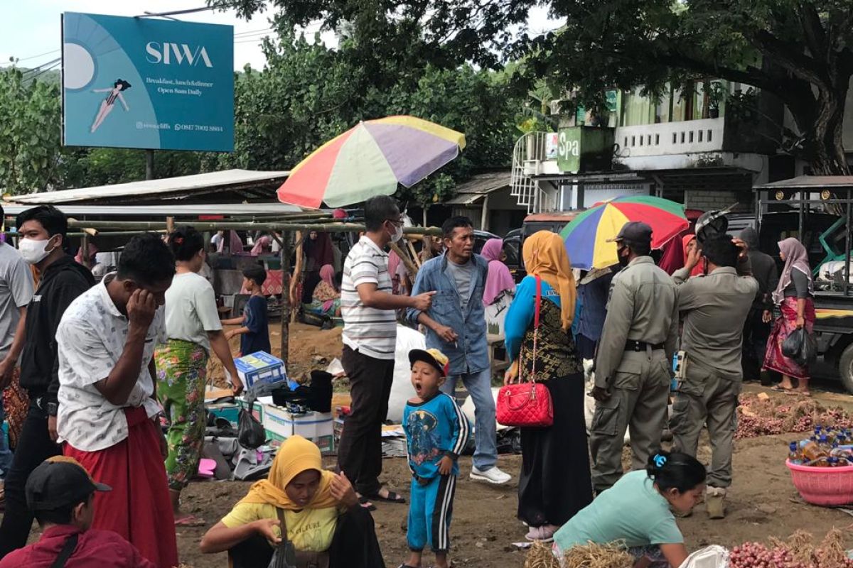 Pasar Kuta Mandalika difungsikan