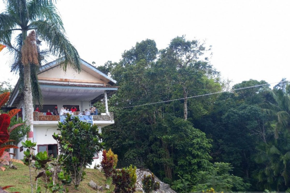 Mensos lepasliarkan satwa langka dilindungi di Tahura Bukit Menumbing Bangka Barat