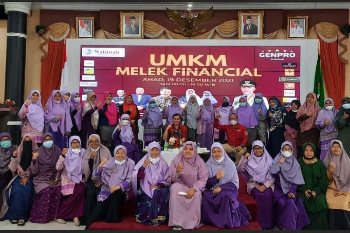 Genpro dan Salimah Sumatera Barat angkatkan kegiatan UMKM Melek Finansial