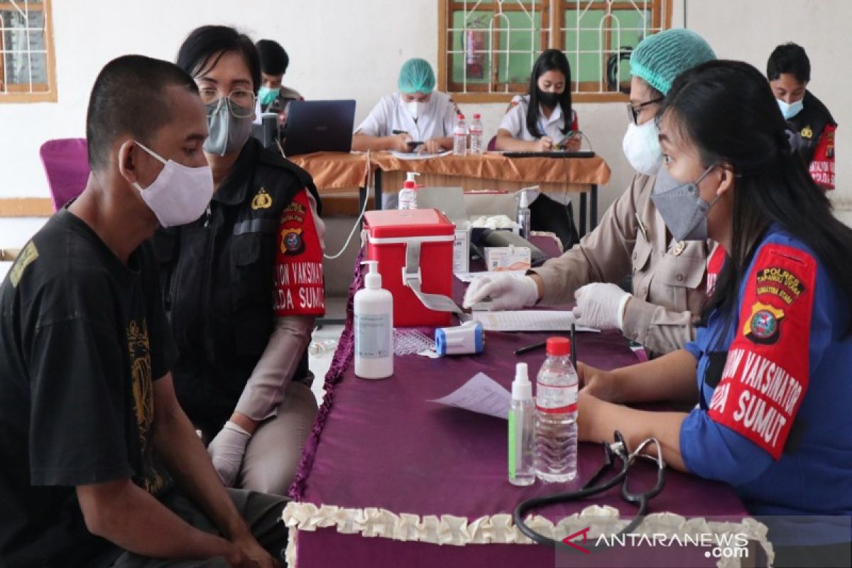 Peringati Hari Bela negara, Rutan Tarutung kembali vaksinasi warga binaan