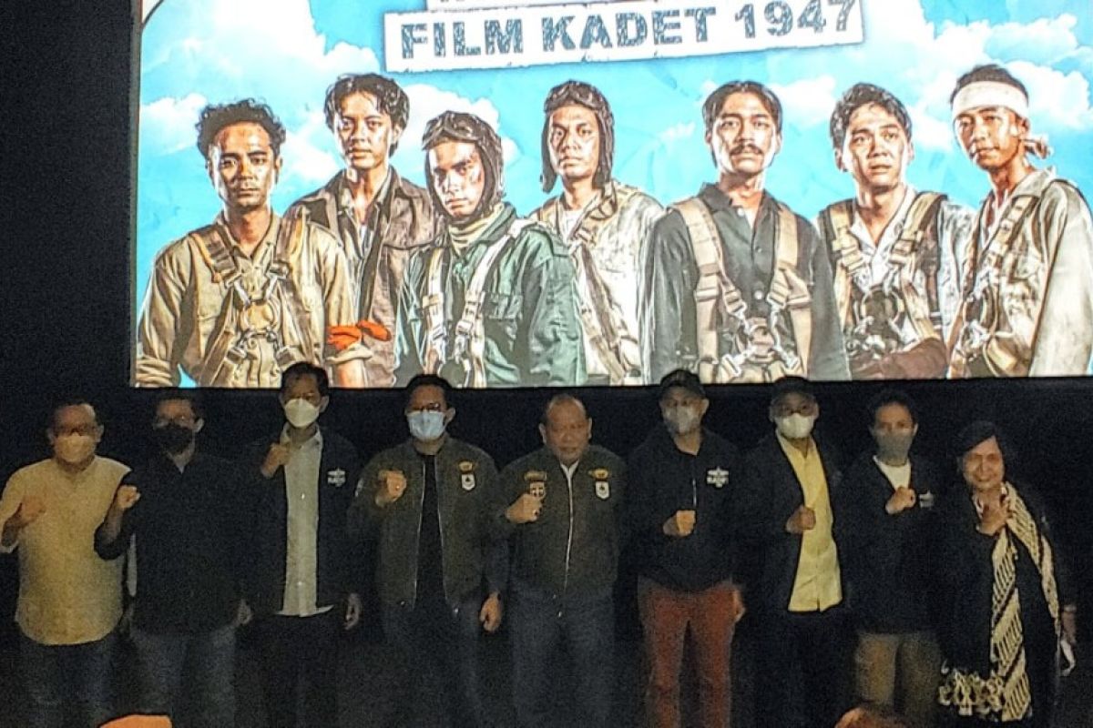 Dukung industri perfilman tanah air, Kadin Surabaya gelar nobar Film 