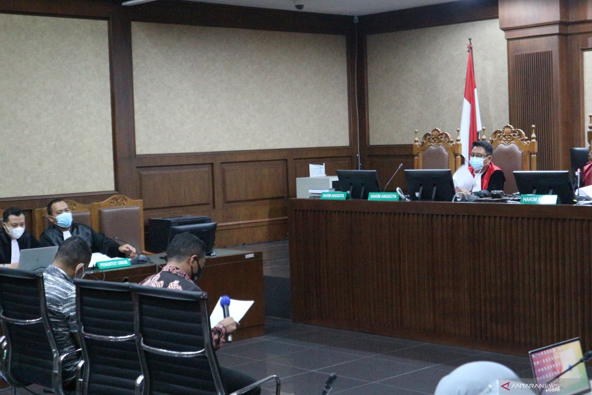 Bekas penyidik KPK Stepanus Robin akui lakukan 