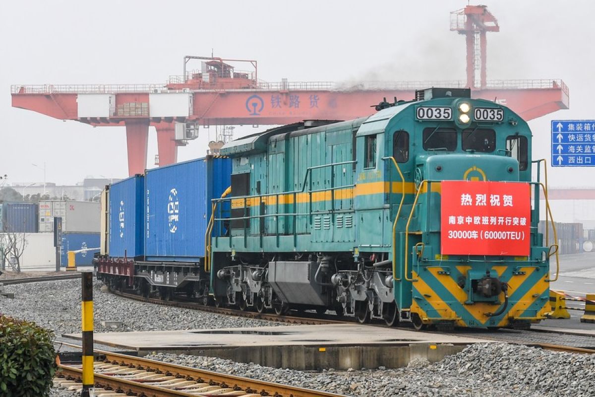 Jiangsu laporkan peningkatan perjalanan kereta kargo China-Eropa pada 2021