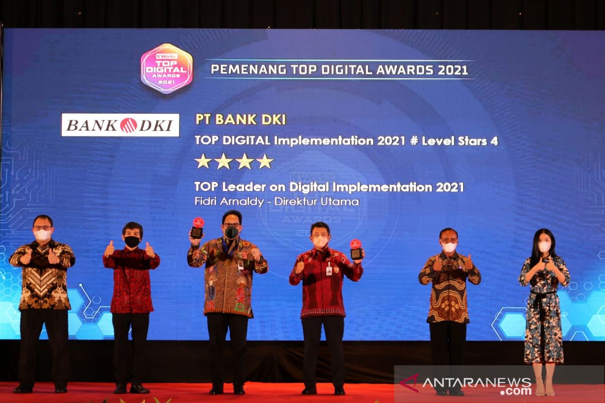 Bank DKI raih "Top Digital Awards 2021"