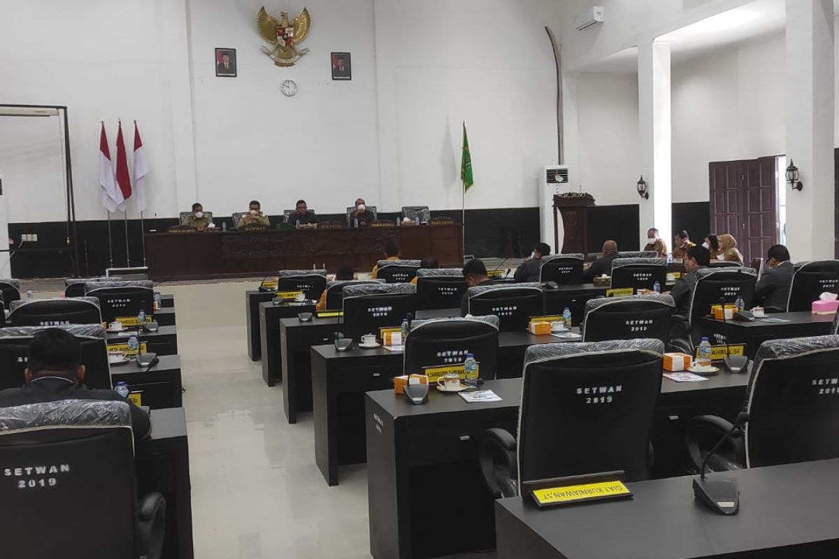 Tidak kuorum, paripurna pengesahan R-APBD TA 2022 Labura gagal