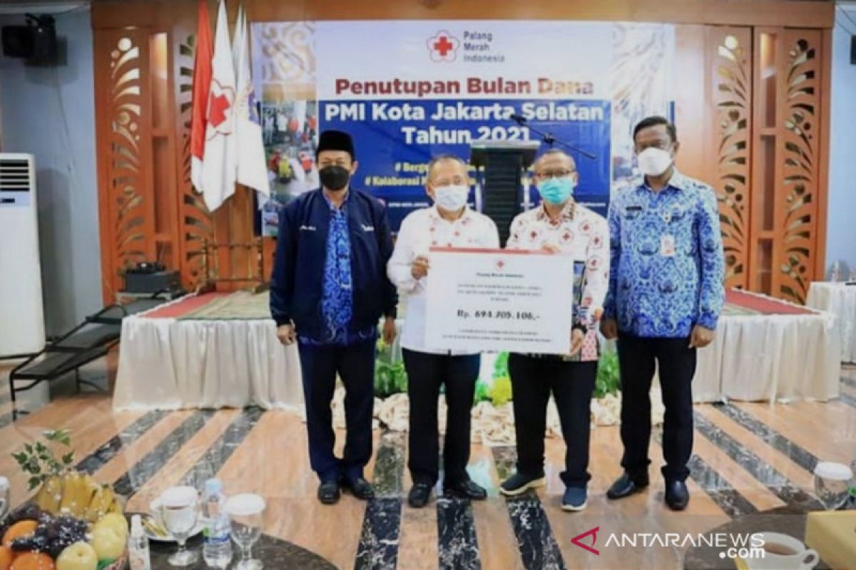 PMI Jakarta Selatan kumpulkan 8,169 miliar pada Bulan Dana 2021