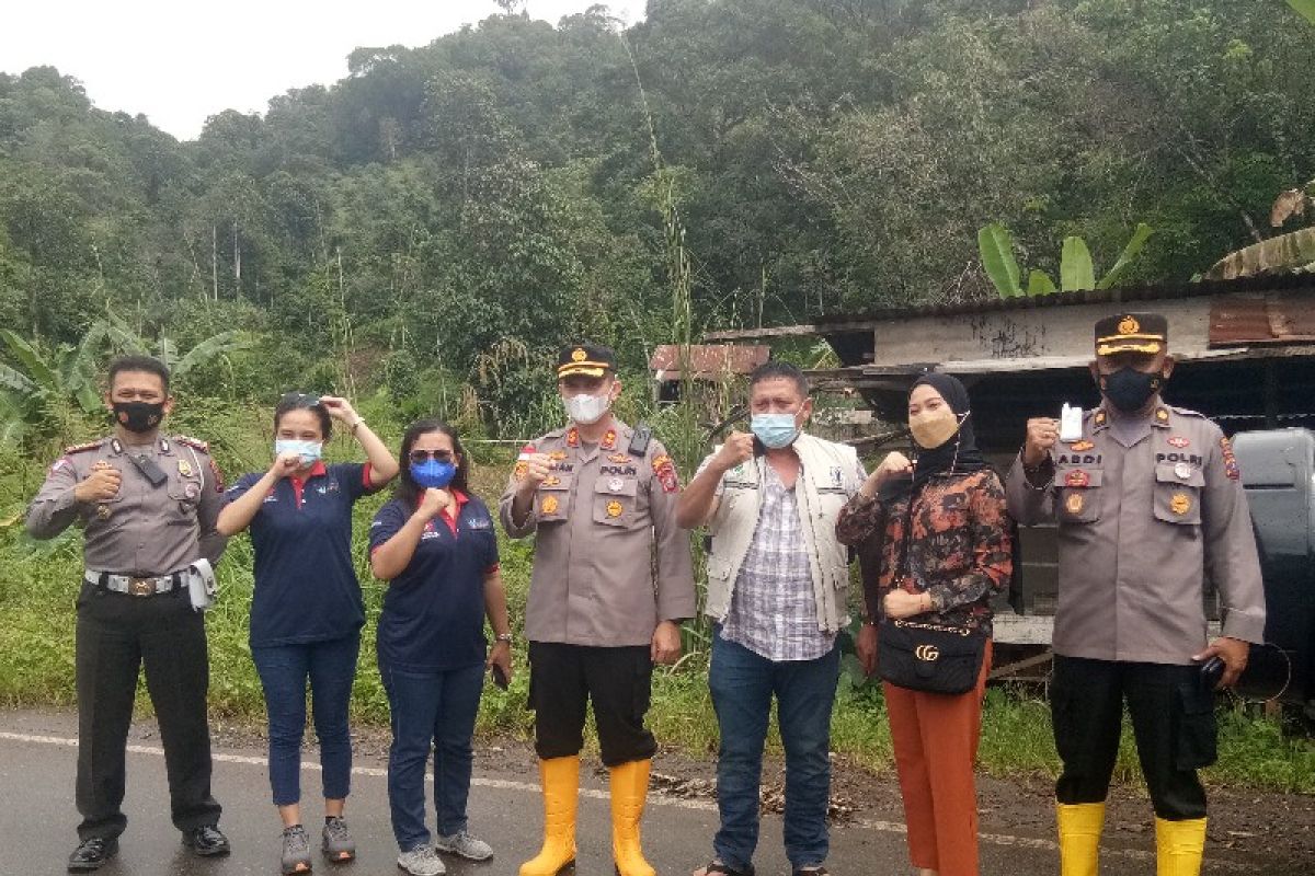 Dinkes Sumut turunkan tim bantu pemeriksaan kesehatan korban banjir Tapsel