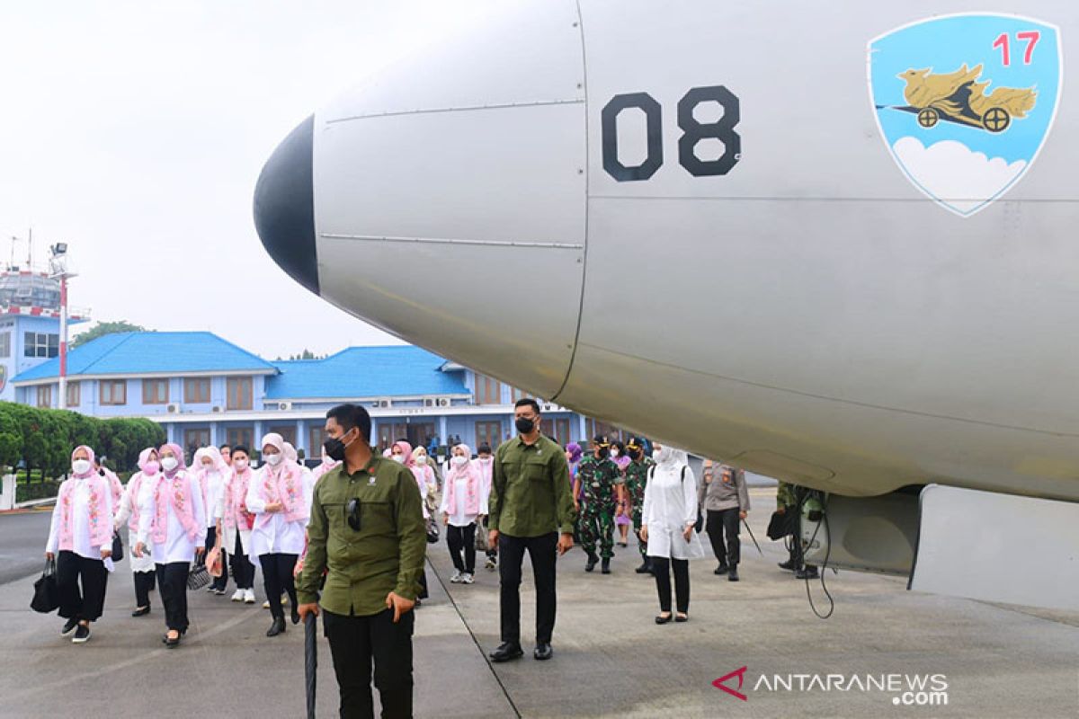 Iriana Jokowi akan tinjau vaksinasi anak di Bandung