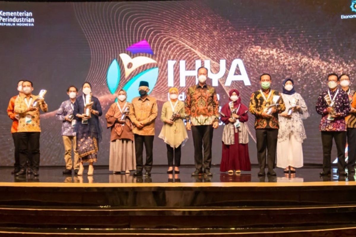 Darya-Varia Sabet Predikat Best Export Expansion pada Indonesia Halal Industry Awards 2021