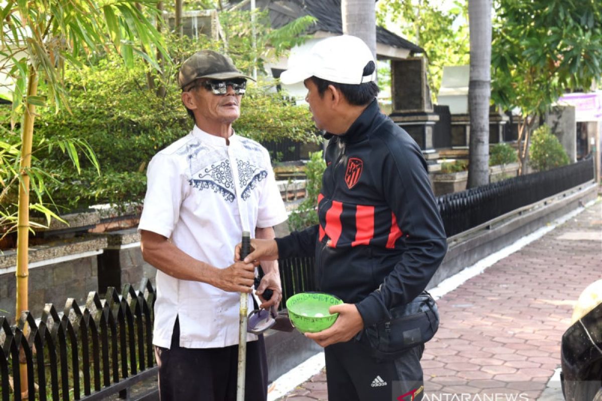 Dedi Mulyadi bongkar modus pengemis pura-pura buta di Purwakarta