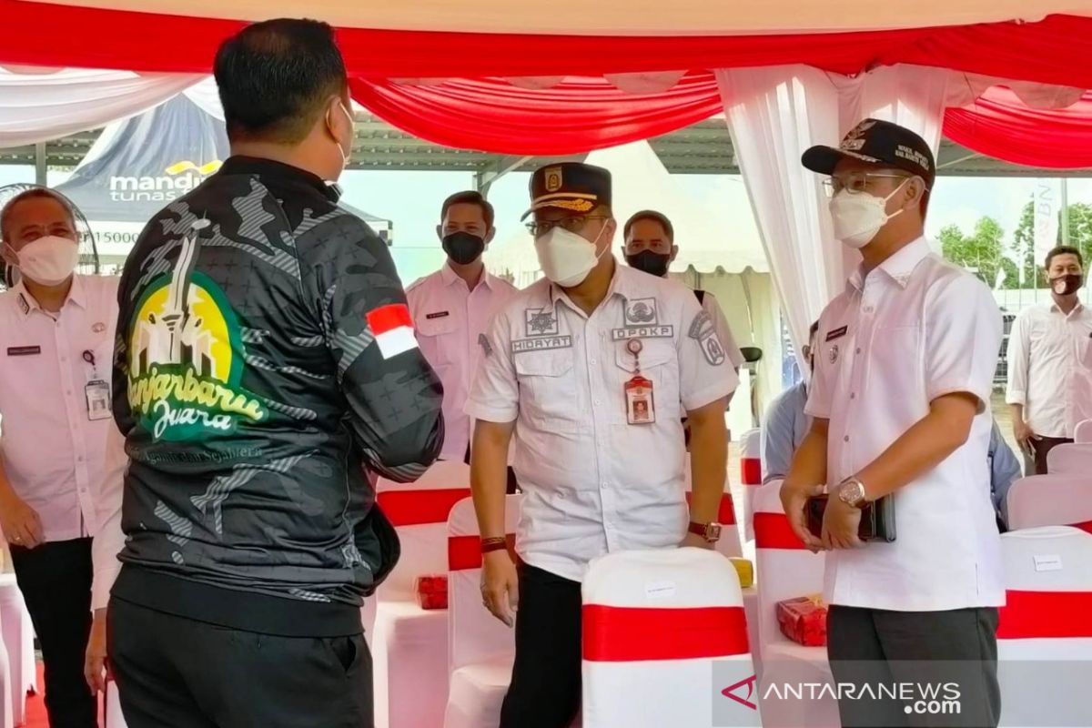 Wabup hadiri pengoperasian bus Trans Banjarbakula