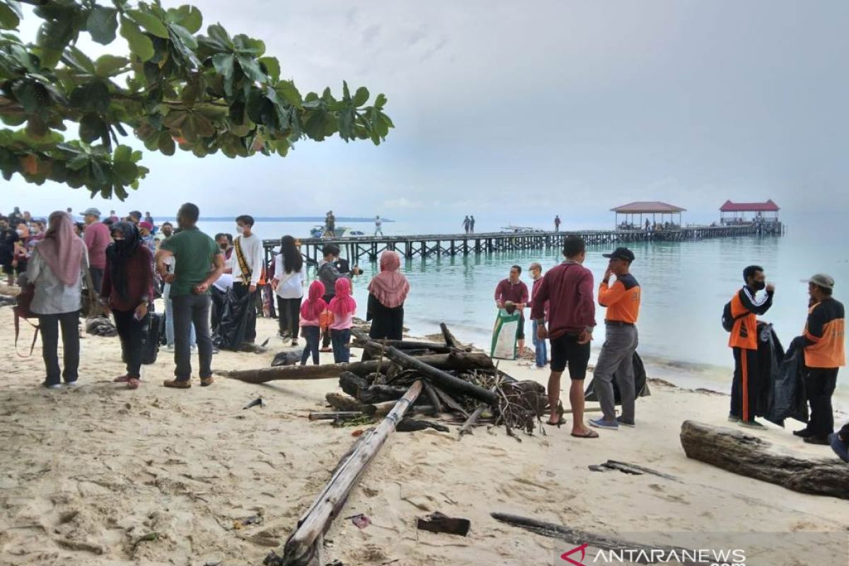 Gubernur Kaltim dukung aksi bersih Pulau Maratua