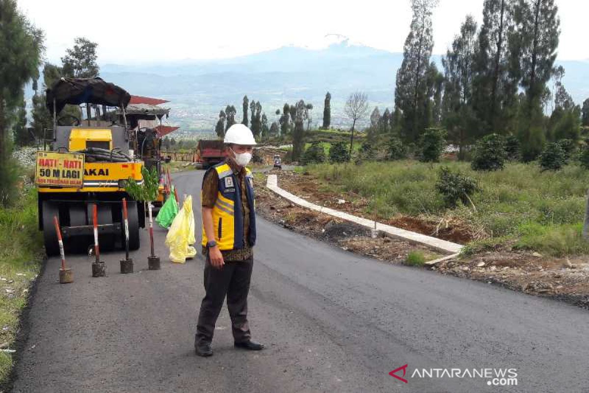 Pelebaran jalur wisata Jumprit-Sibajak Temanggung capai 95  persen