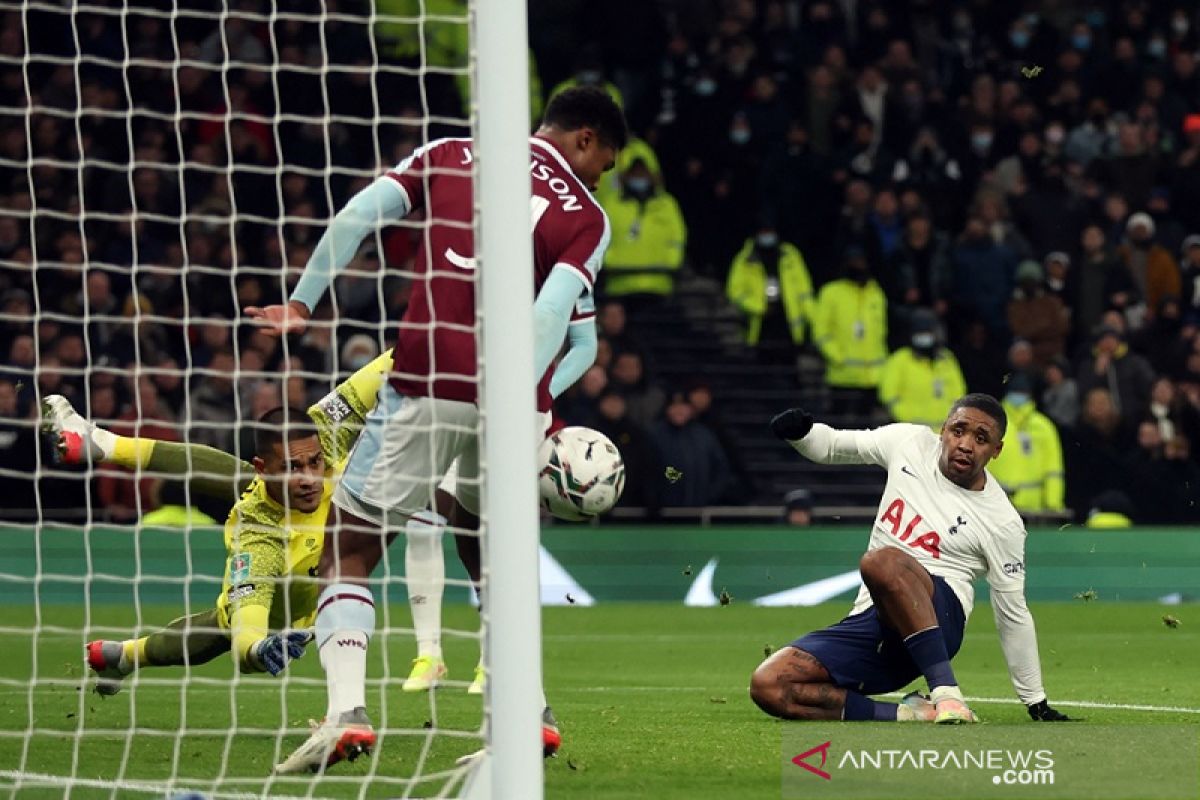 Chelsea dan Tottenham memenangi Derbi London menuju semifinal Piala Liga