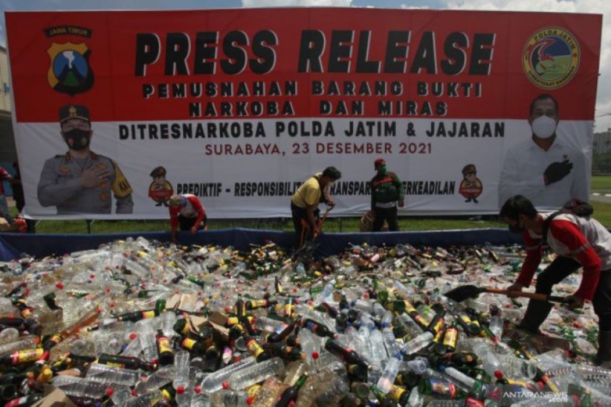 Polda Jatim musnahkan narkoba hasil pengungkapan selama 11 bulan