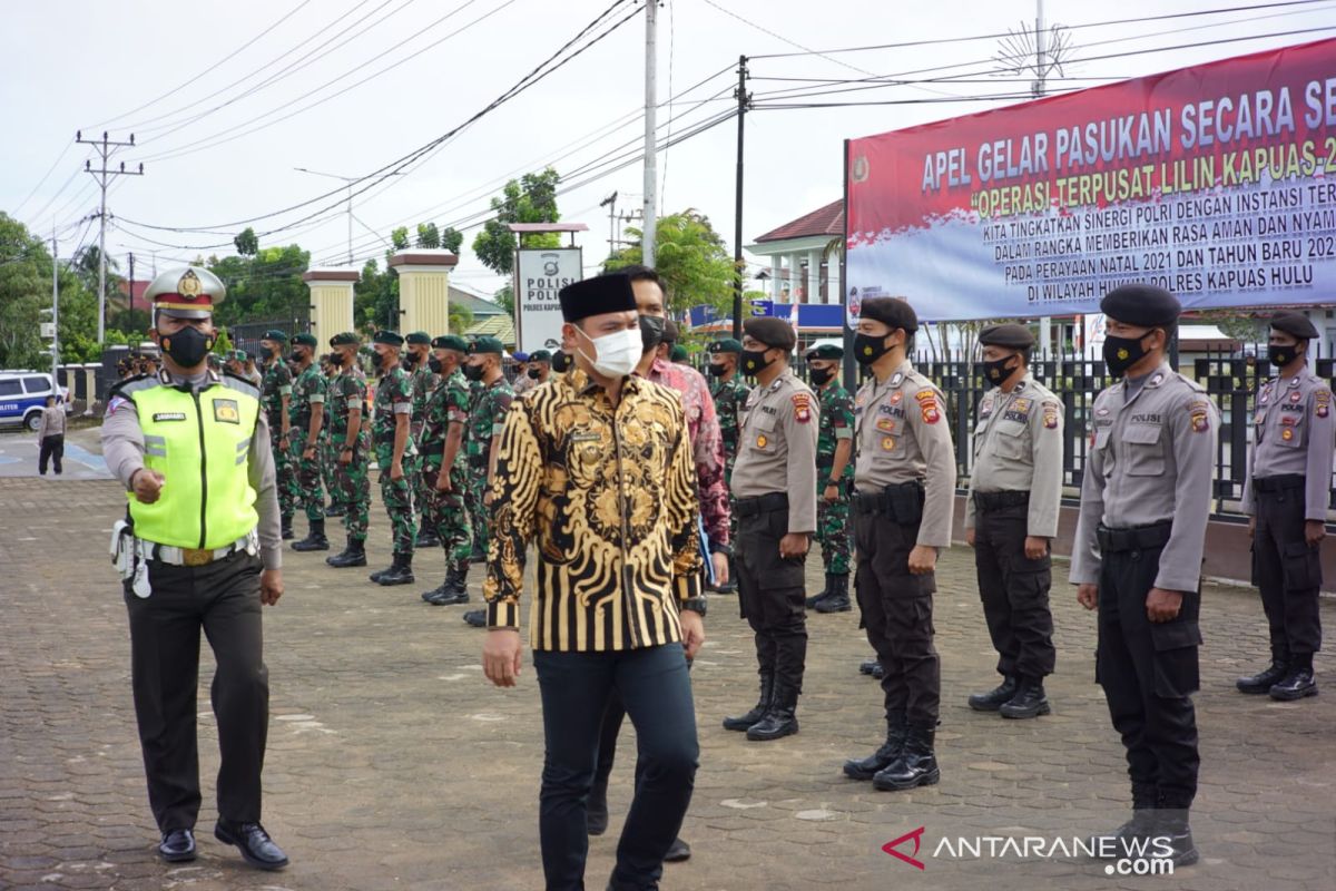 Wakil bupati Kapuas Hulu minta agar pengamanan Natal lebih manusiawi namun tegas dalam penindakan