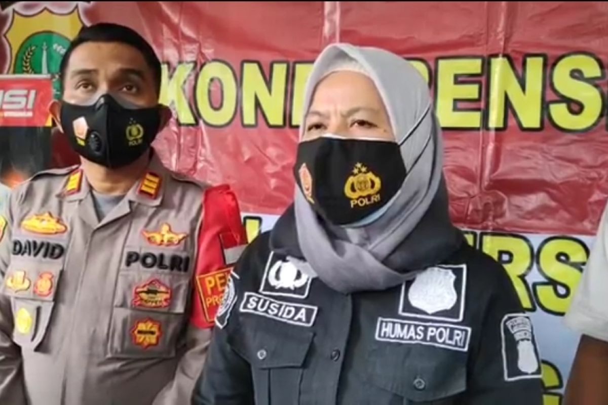 Polsek Pulogadung ringkus pencuri spesialis spion mobil