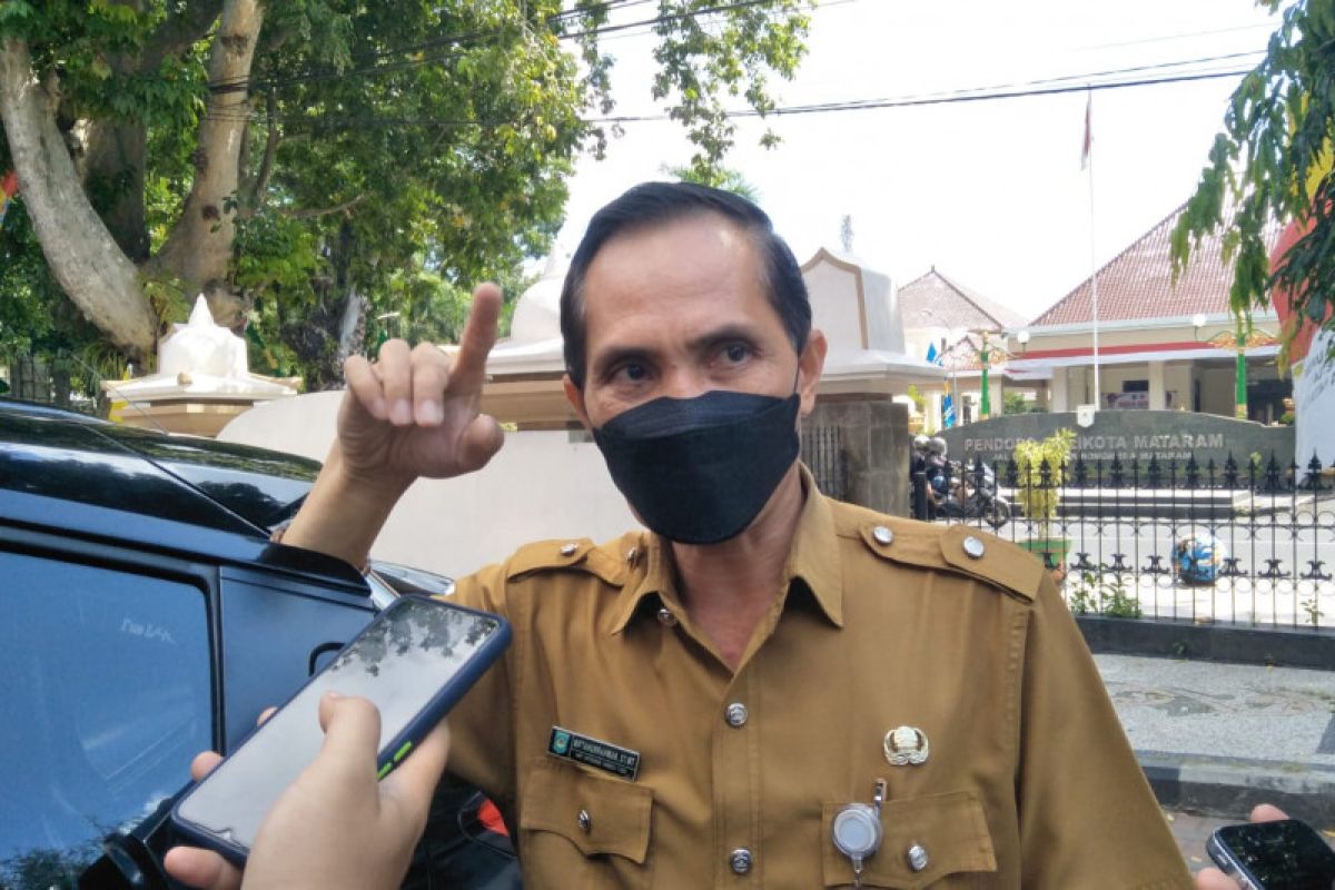 PUPR Mataram menargetkan penataan Taman Sangkareang tuntas pekan depan