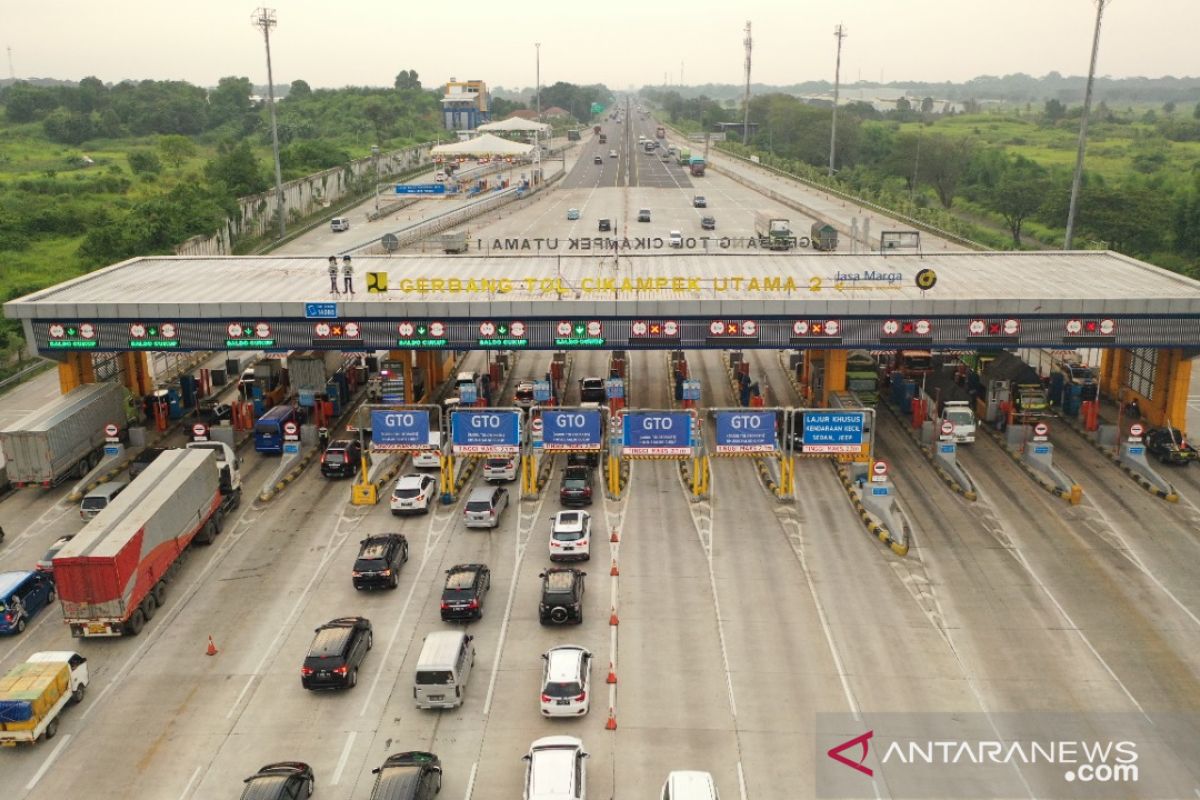 Jasa Marga: Kendaraan tinggalkan Jabodetabek meningkat 7,8 persen, periode 17-22 Desember 2021