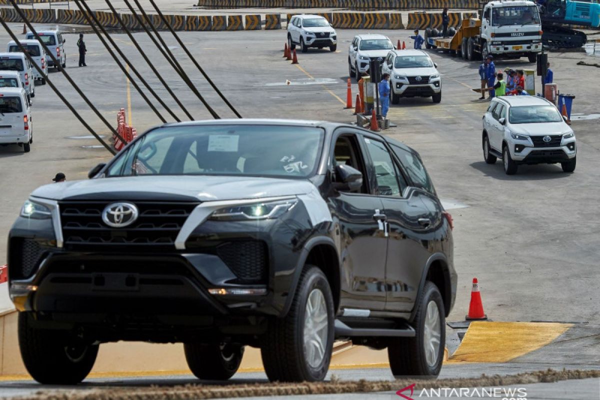 Toyota Indonesia ekspor 166 ribu unit mobil Januari-November 2021