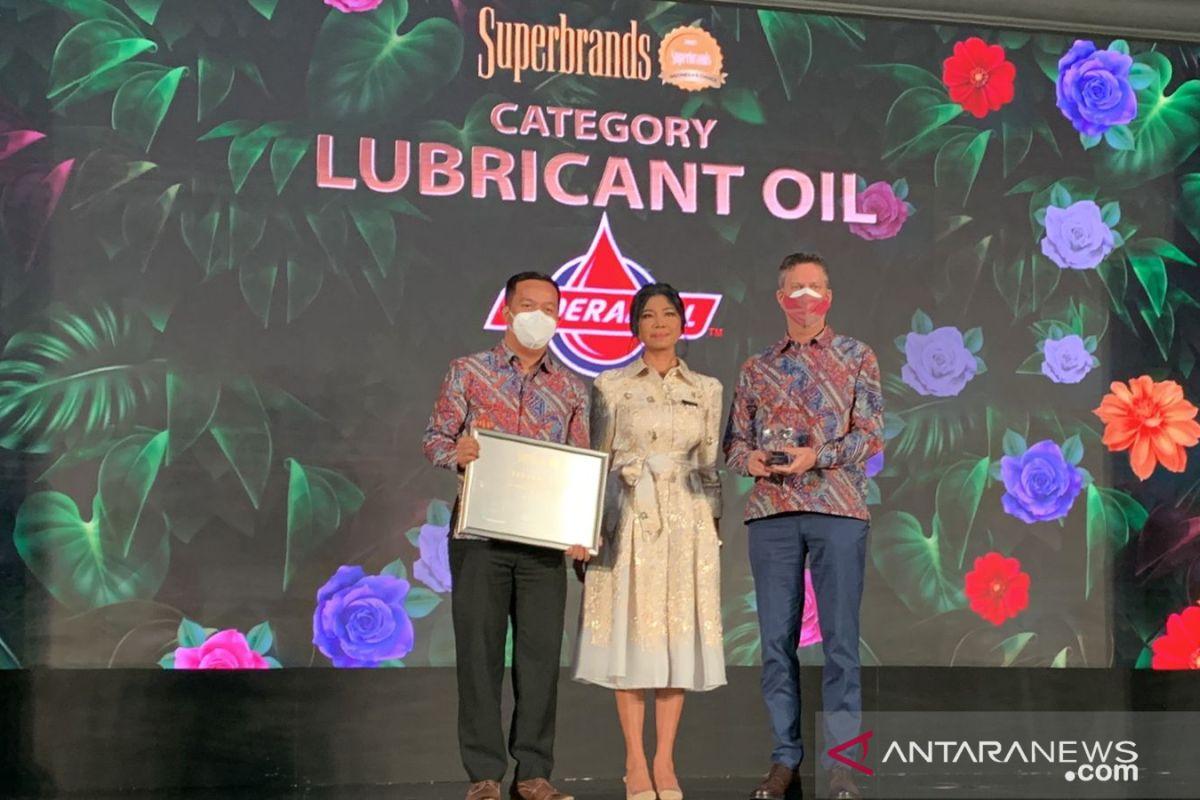 Federal Oil raih apresiasi "Superbrands" pelumas sepeda motor