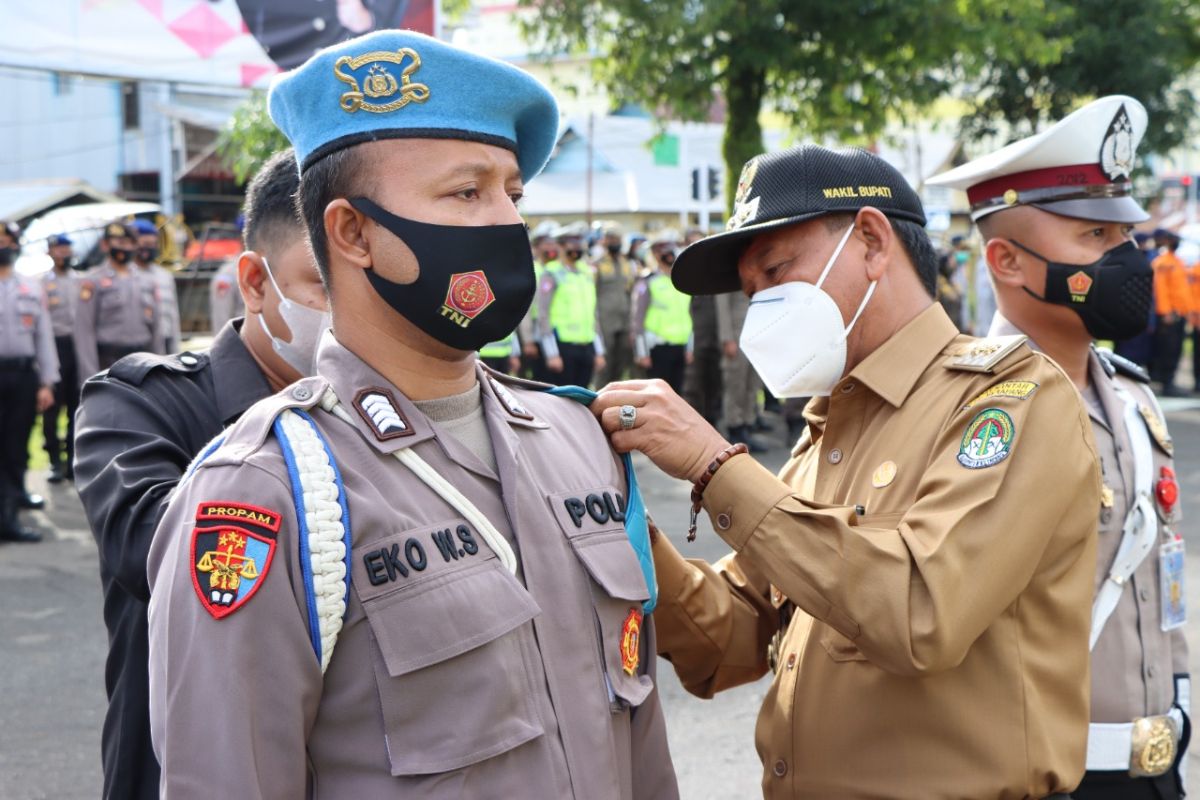 Apel gelar pasukan Operasi Lilin Kapuas di Mapolres Ketapang