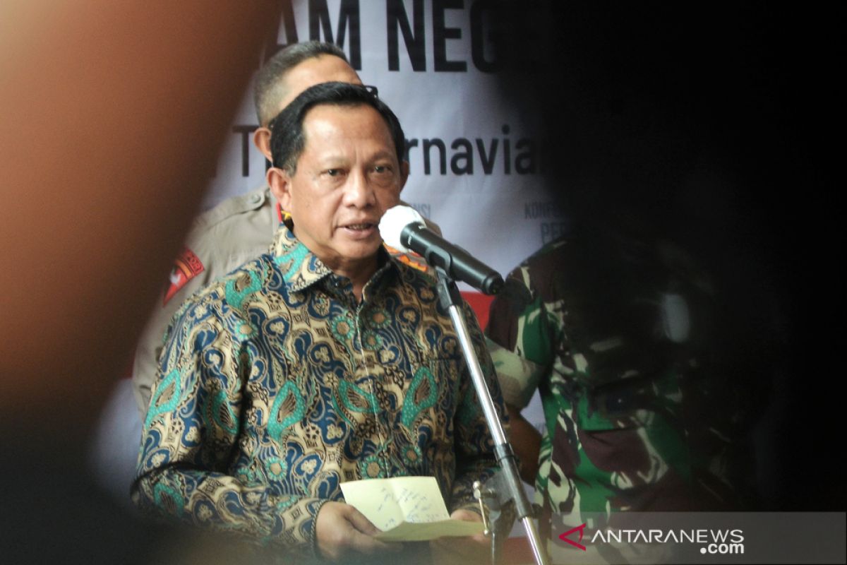 Mendagri Tito Karnavian apresiasi capaian vaksinasi di Kota Ambon 91 persen