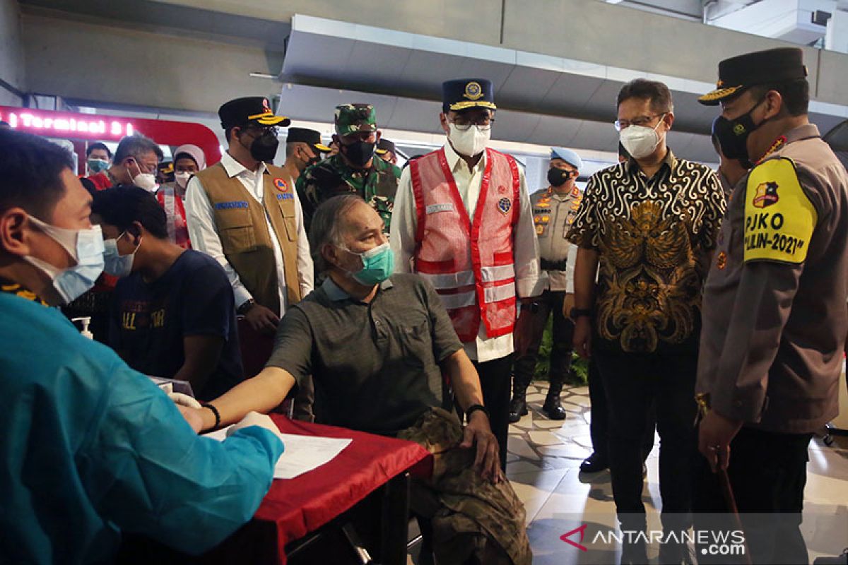 114 juta penduduk Indonesia telah divaksin COVID-19 dosis lengkap