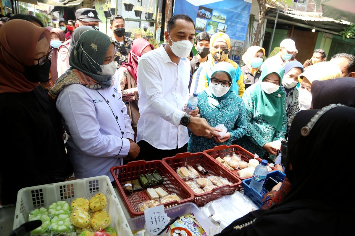 Kampung kue di Rungkut Kota Surabaya bakal ditata ulang