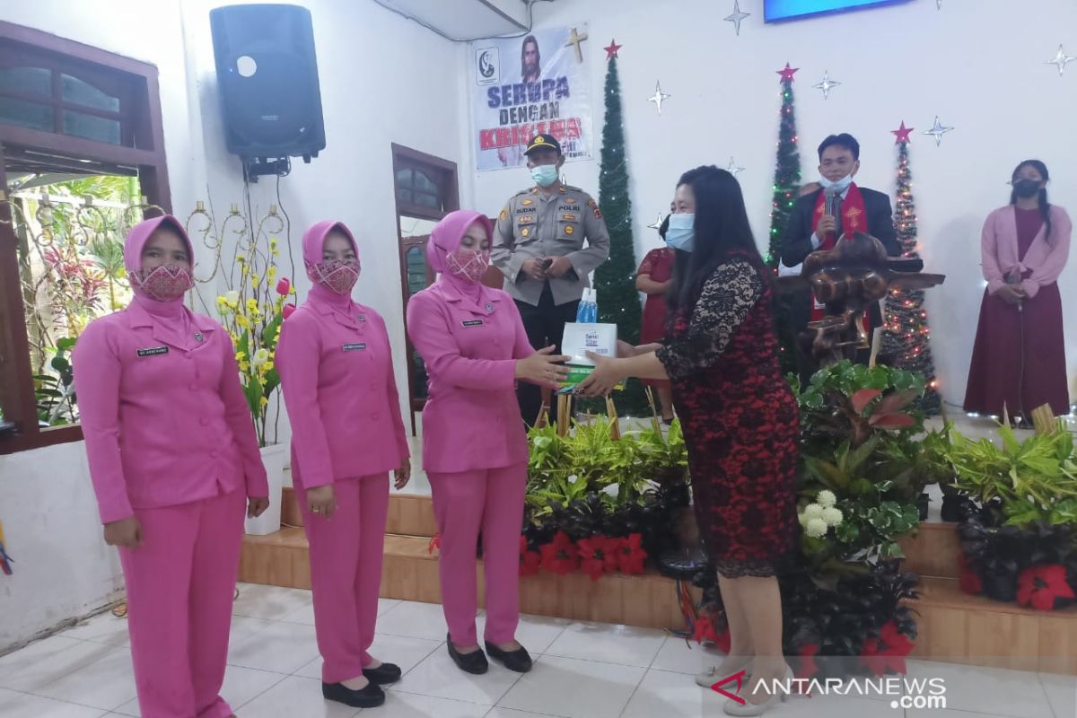 Bhayangkari Tanjabtim toleransi beragama disaat perayaan natal