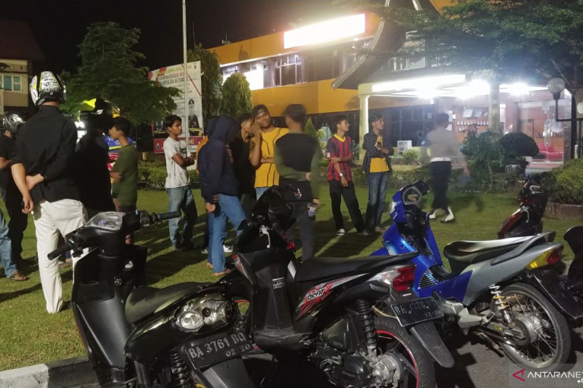 Polresta Padang bubarkan aksi balap liar di Jalan Khatib Sulaiman